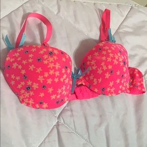 Pretty bra